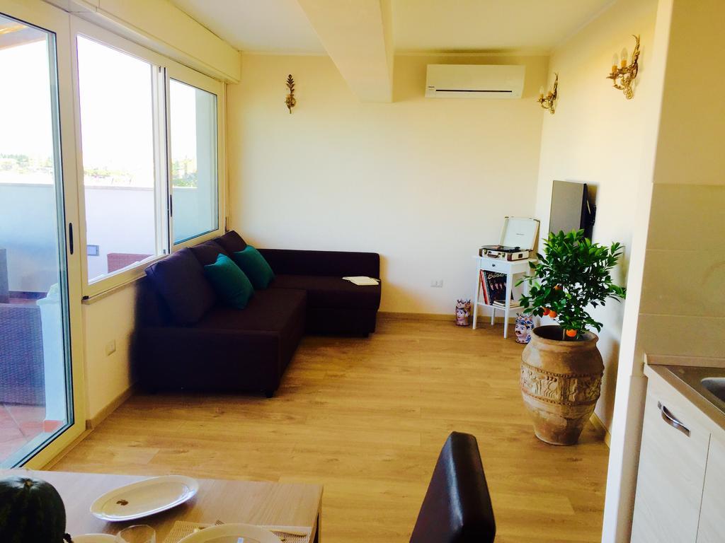 Ferienwohnung Solarium Achilles Giardini-Naxos Exterior foto